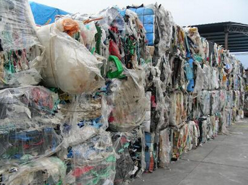 少用塑料袋，重回环保可持续绿色生活方式