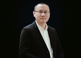 副总经理兼管研发部 Ethan Liu